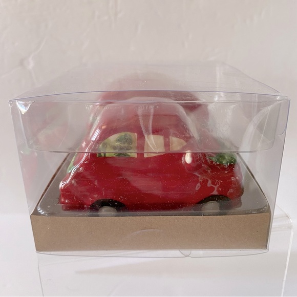 NIB Car and Travel Camper Salt and Pepper shakers Christmas Tree Dog Wreath Red - Picture 2 of 8